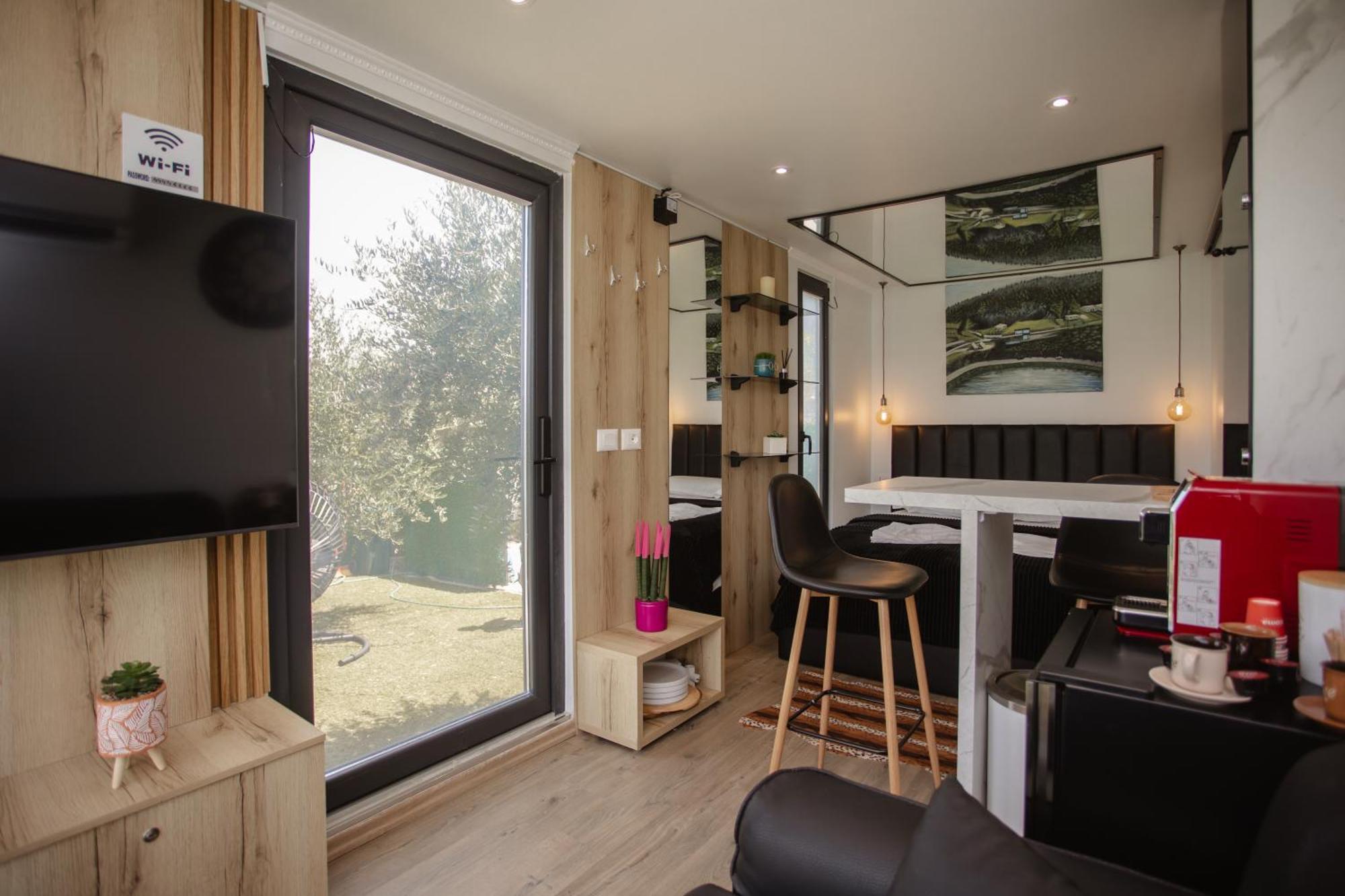Villa 446 Tiny House Shiroke Esterno foto
