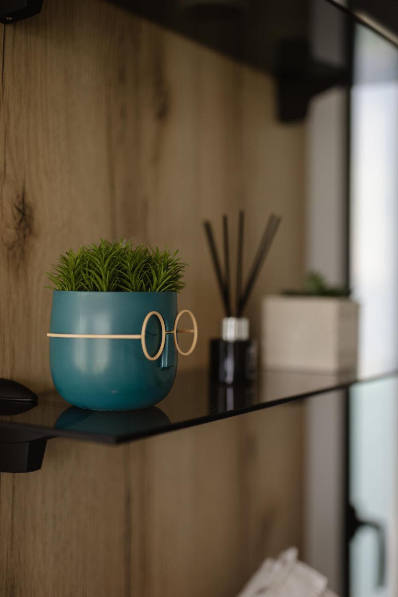 Villa 446 Tiny House Shiroke Esterno foto
