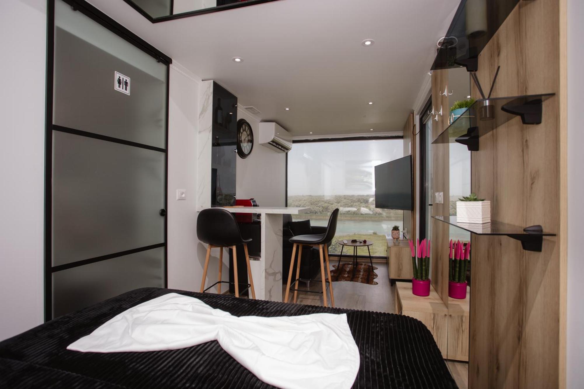 Villa 446 Tiny House Shiroke Esterno foto